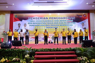Dispora Riau Gelar Pemberian Penghargaan Bagi Insan Olahraga & Pemuda Berdedikasi Berprestasi