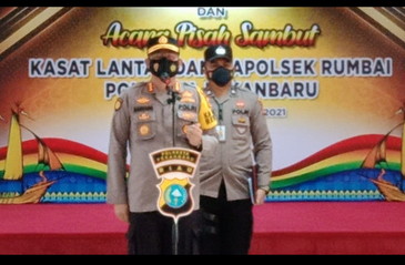 Kapolresta Pekanbaru Pimpin Sertijab Kasat Lantas dan Kapolsek Rumbai