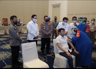 Polri Gelar Vaksinasi Covid-19 2.282 Untuk Purnawirawan Polri
