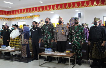 Kapolresta Pekanbaru Hadiri Pengukuhan Penggawa Melayu Riau Periode 2021-2026