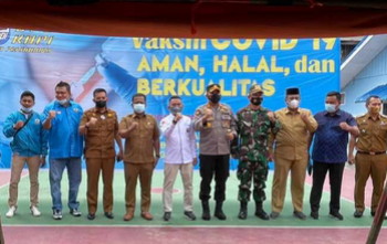 Kapolresta Pekanbaru Hadiri Vaksinasi Yang Diadakan Di Halaman Kantor DPD KNPI