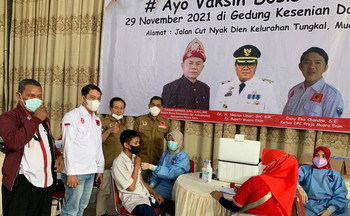 Projo Muara Enim dan Dinas Pendidikan Gelar Vaksin Covid-19.