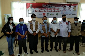 Kerjasama Dengan Pemkab Siak dan Gapki, Projo Riau Kembali Vaksinasi Masyarakat Perkebunan dan Desa-desa Produktif