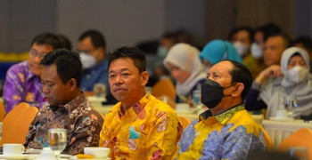 Bupati Rokan Hilir Hadiri Rapat Koordinasi Gubernur se Sumatera di Pekanbaru