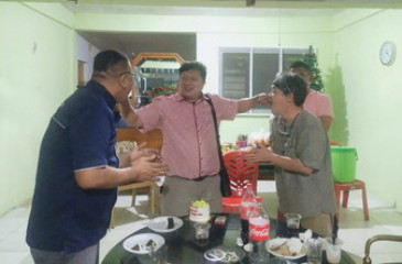 Ada Keceriaan dalam Ultah Nata Hedy Nyo Direktur Visi Indonesia.com