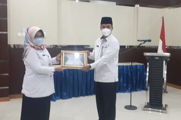 Raih 2 Penghargaan. Kota Pekanbaru Terbaik Dalam Pelayanan KB MKJP dan Pengelola Terbaik ke -2  Dalam  Program Bangga Kencana se-Provinsi Riau.